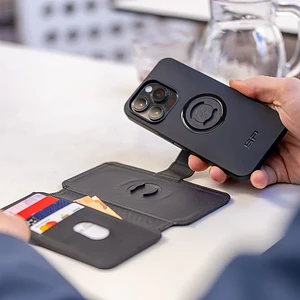 SP CONNECT MAGNETIC FLIP COVER